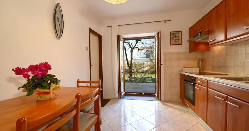 Adriana Holiday House Nova Vas